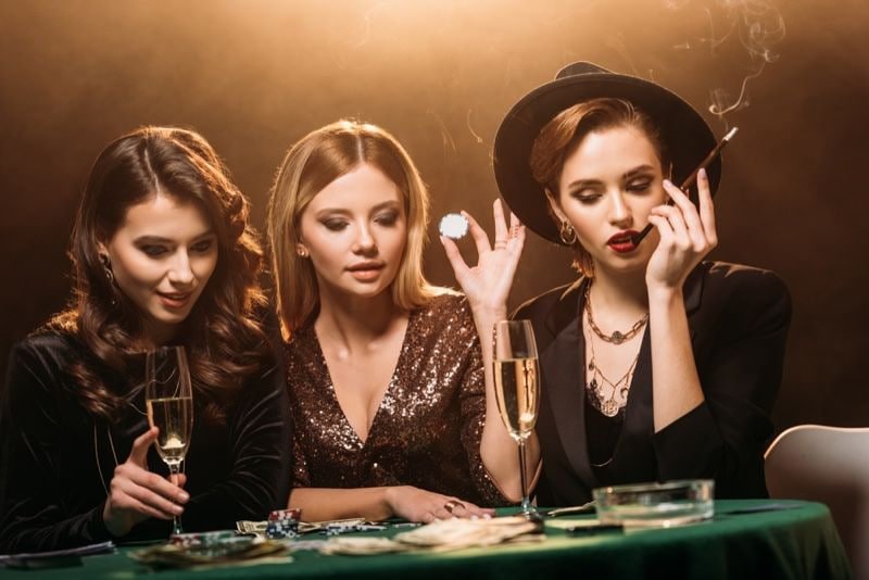 Layanan manajer akun VIP Papuaslot Diamond Platinum untuk member setia dengan respons cepat 24 jam